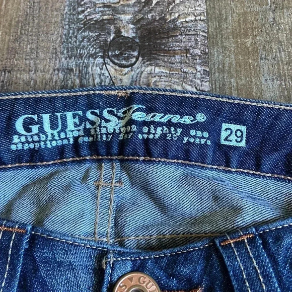 Guess Jean  Capris - Picture 2 of 7